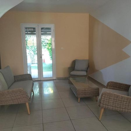 Petite Maison A 12Mn Du Bassin De Manapany 생조세프 외부 사진